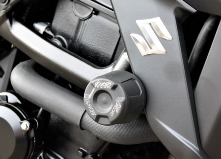 GAG MOTOTECHNIK 2017 GSX-S750 フレームスライダー アクスル